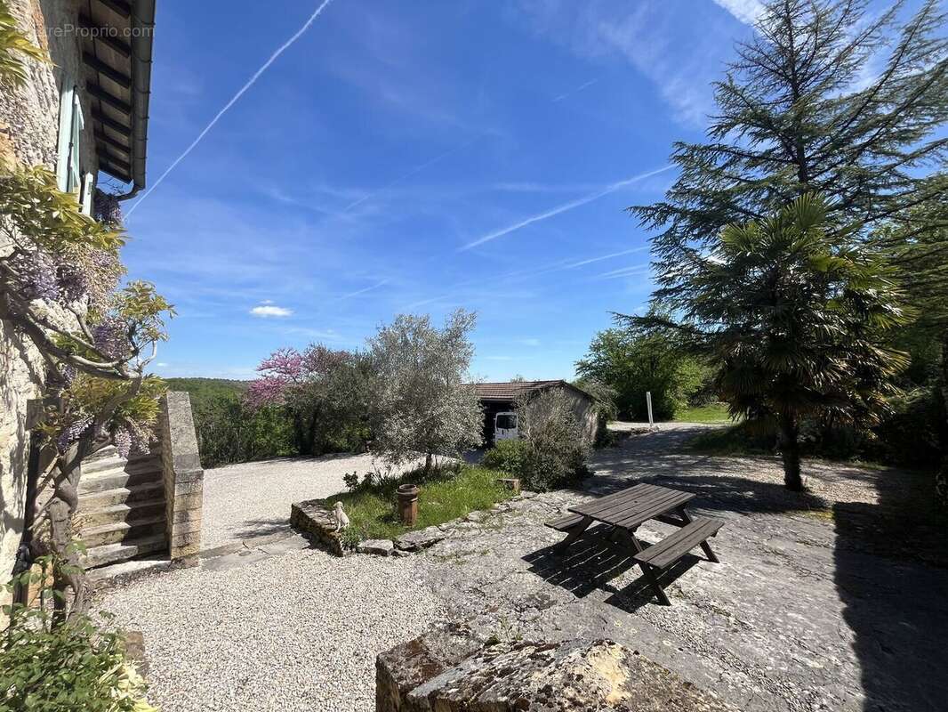 Extérieur - Maison à CAJARC