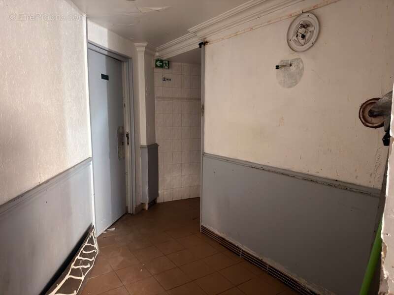 Immeuble de rapport avec commerces loués – 389 m² – Vieux Nogent-sur-Oise - photo 3