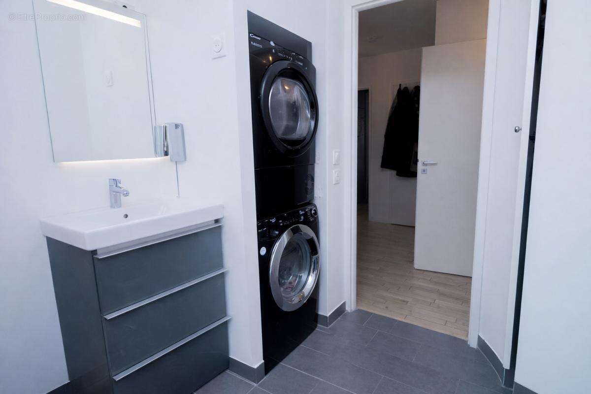 Appartement à NANTERRE