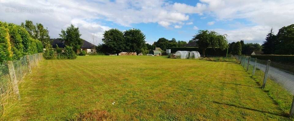 Terrain à FOURMETOT