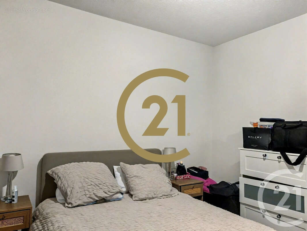 Appartement à DECINES-CHARPIEU