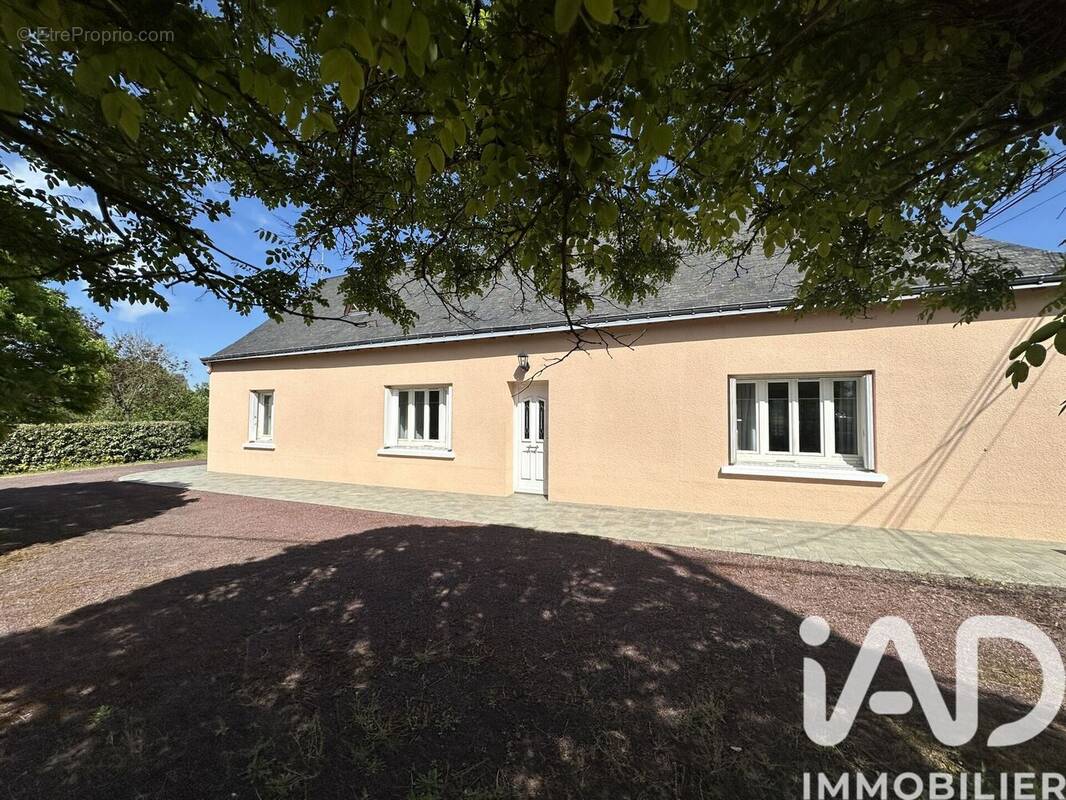 Photo 1 - Maison à NEUVY-EN-CHAMPAGNE
