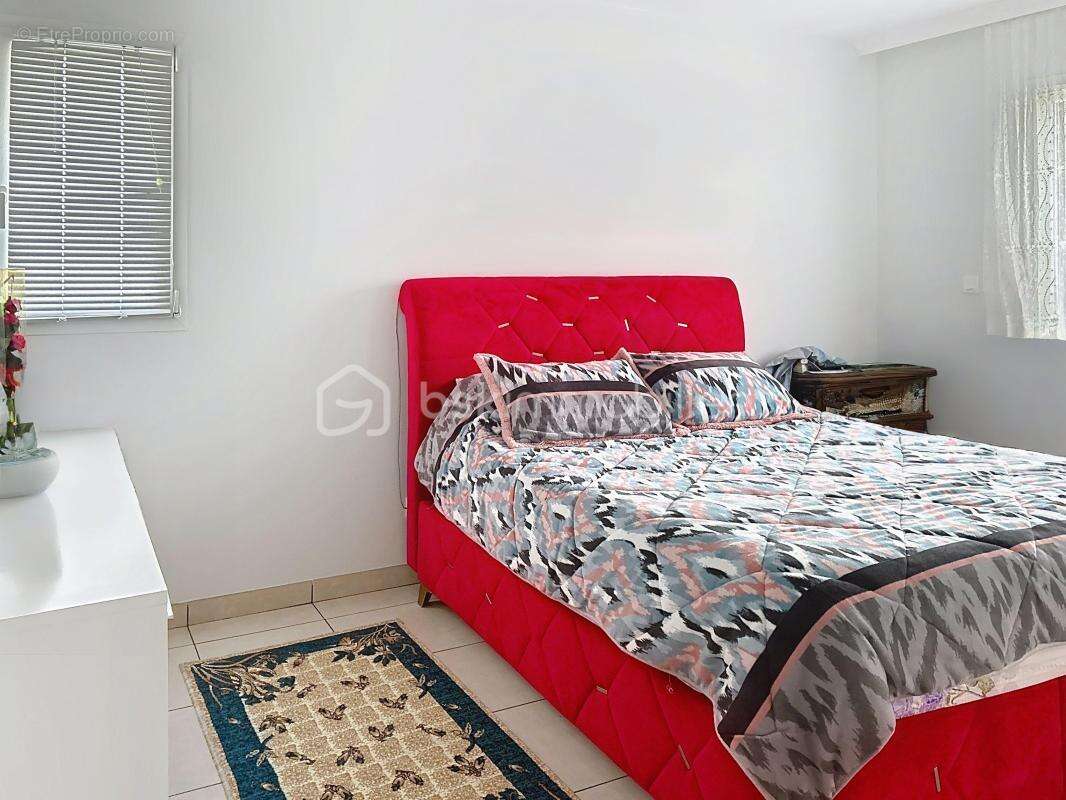 Maison à SAINT-USAGE