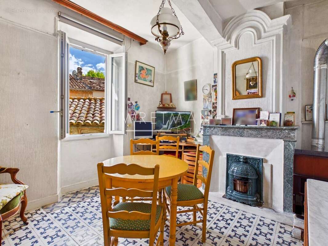 Appartement à SEILLANS