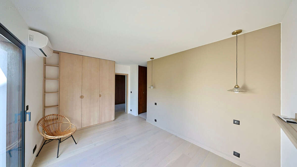 Maison à BASSUSSARRY