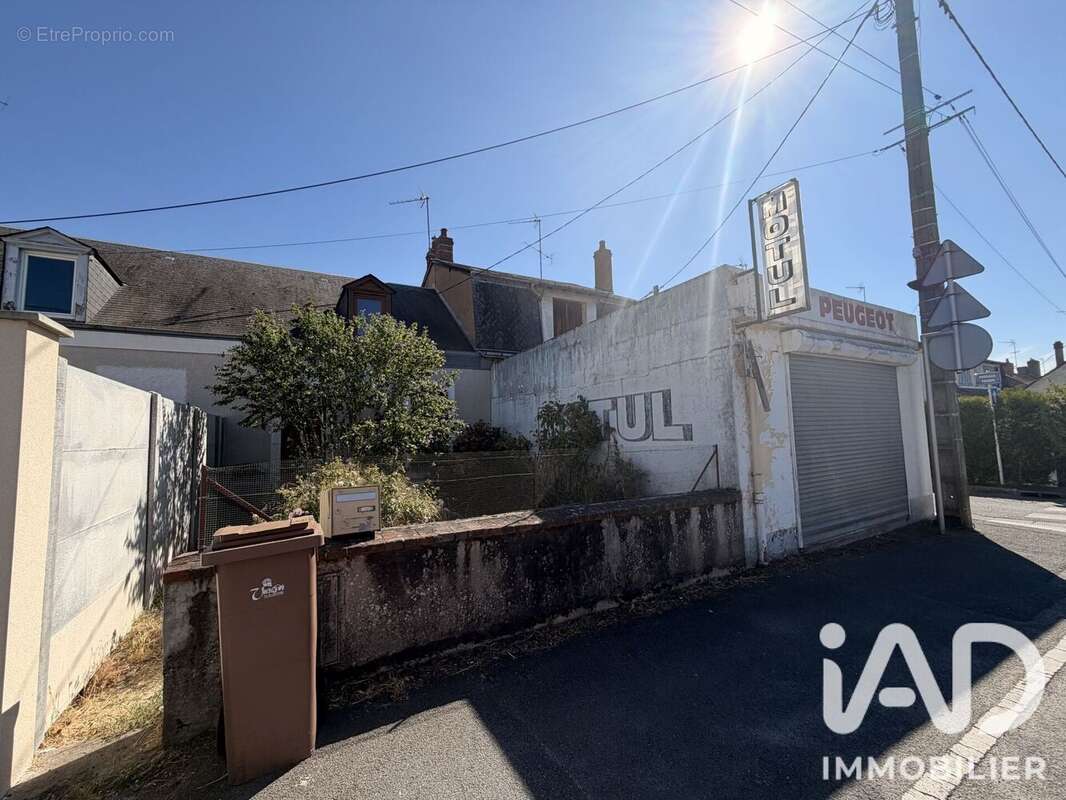 Appartement 336 m² à Vierzon  - photo 5