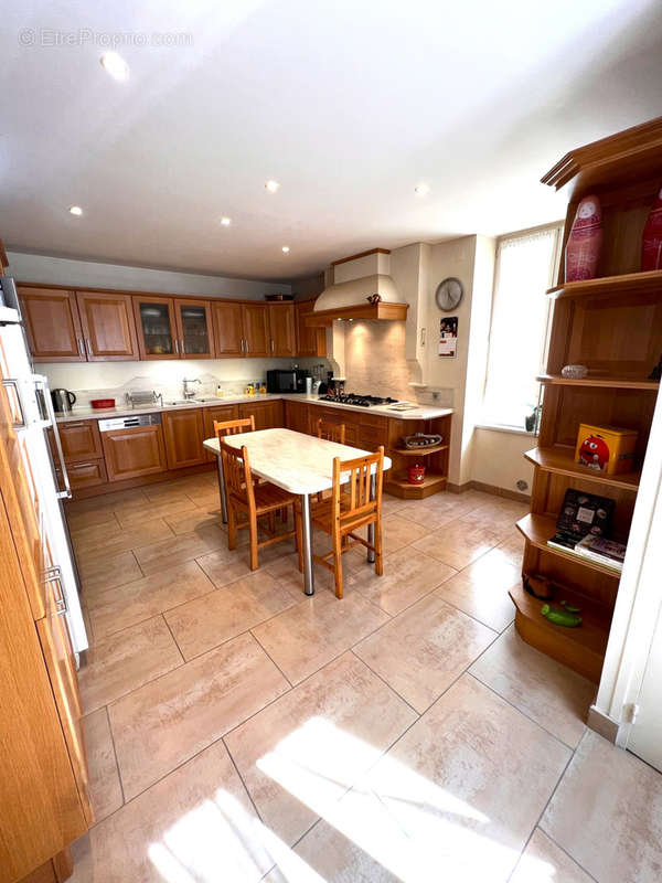 Maison à CHAMPAGNE-AU-MONT-D&#039;OR