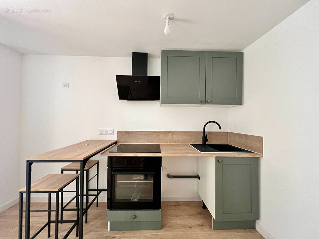 Appartement à THEZAN-LES-BEZIERS