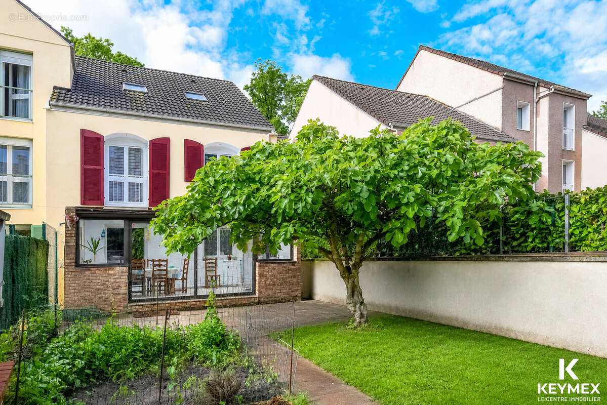 Maison à MONTIGNY-LES-CORMEILLES
