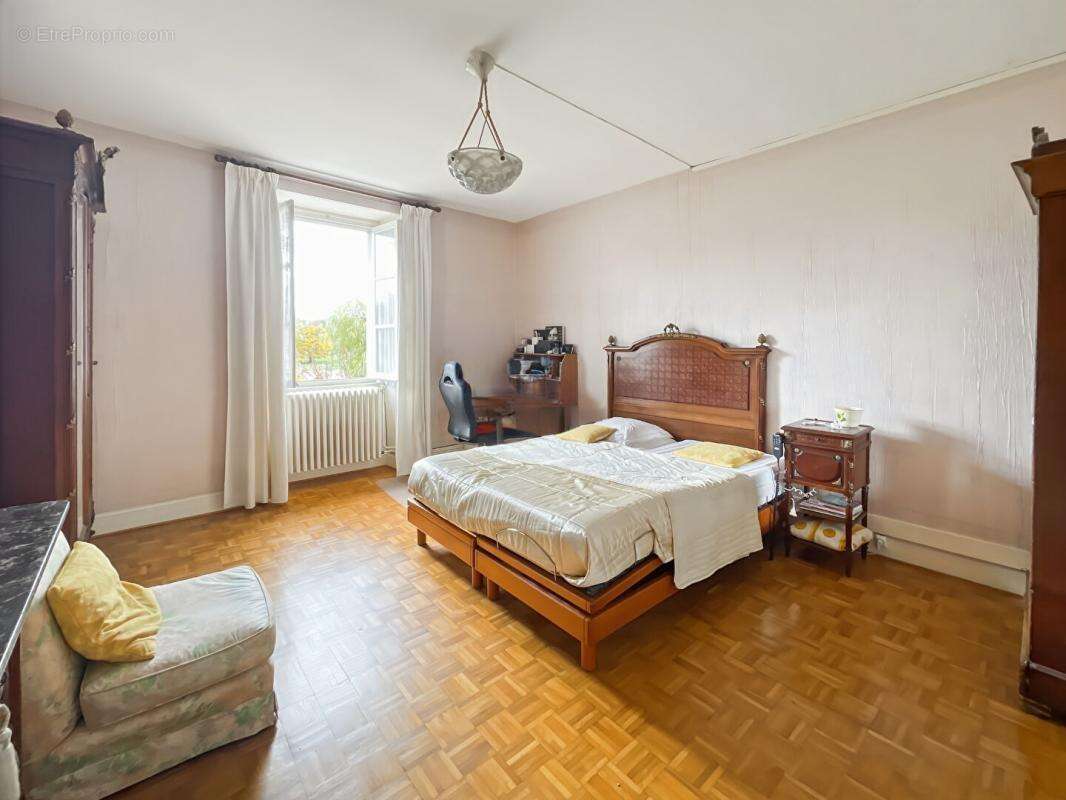 Maison à PORT-LESNEY