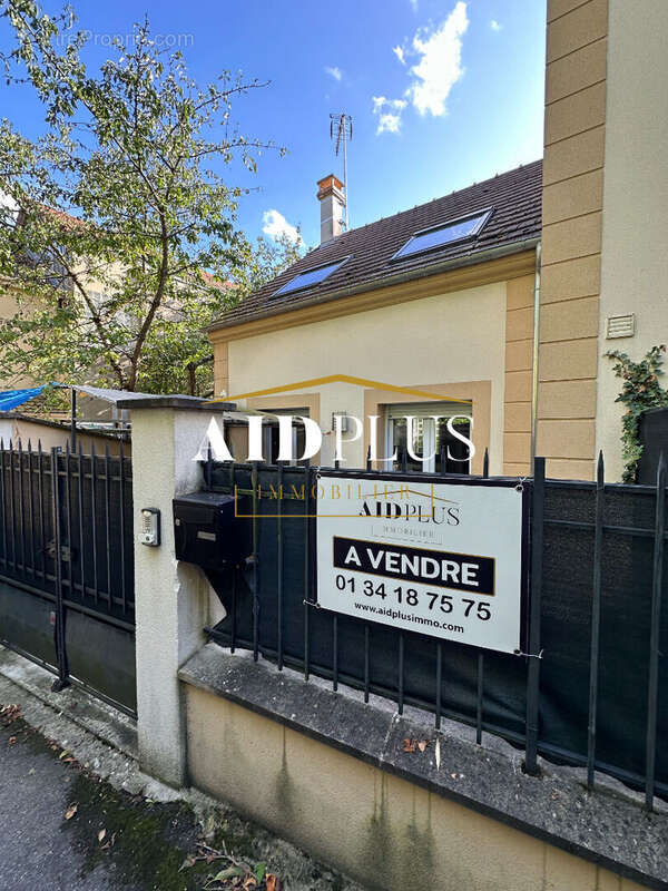 Maison à SAINT-LEU-LA-FORET