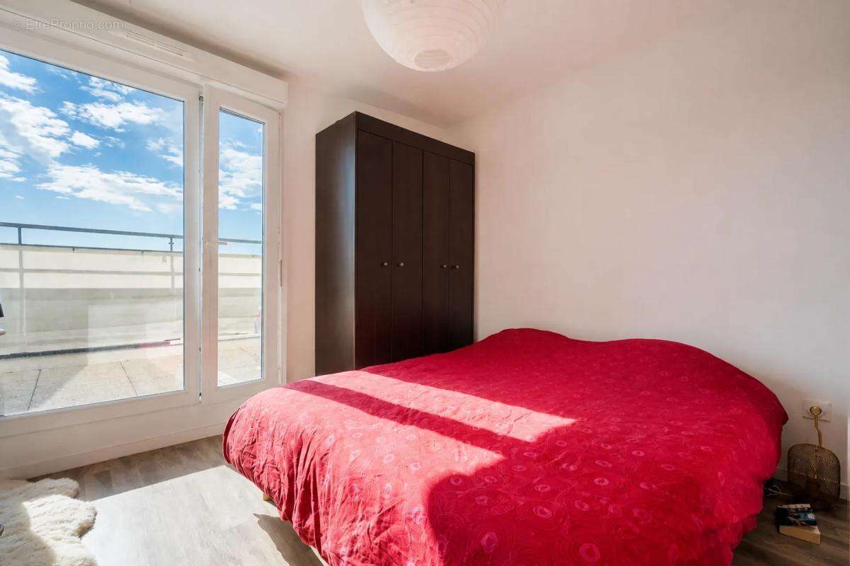Appartement de 4 pièces de 65,64 m² et 60 m² de terrasse à Bondy - photo 8