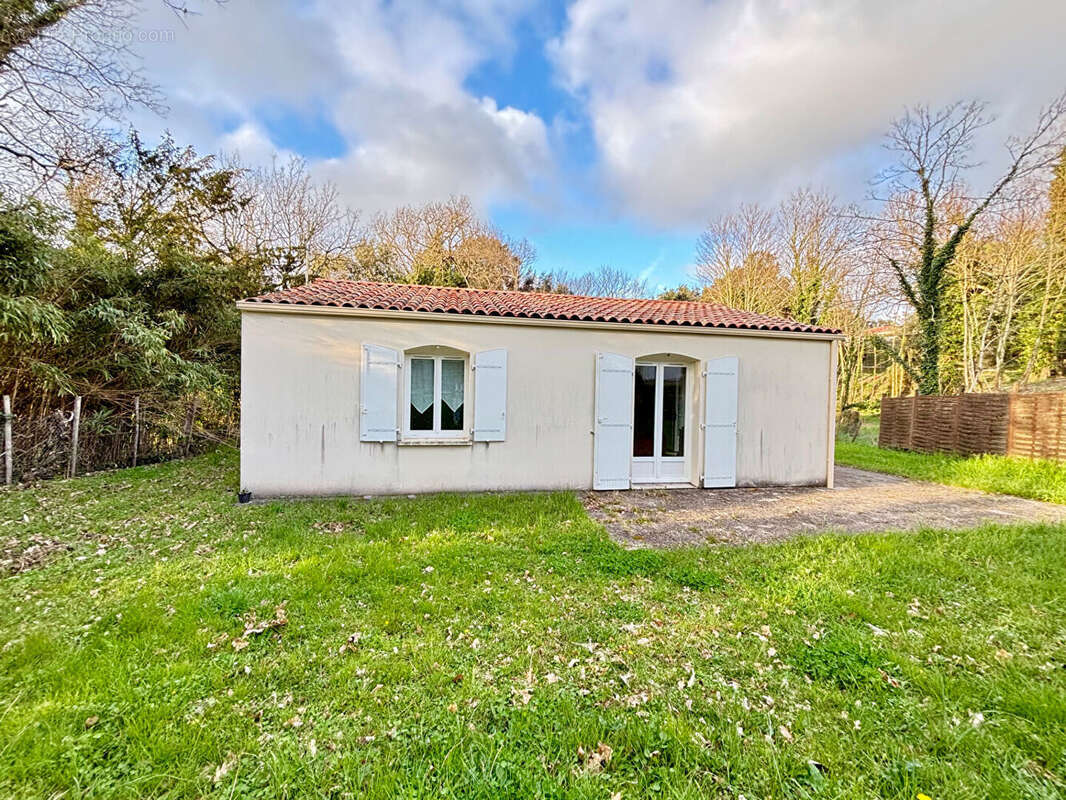 Maison à MESCHERS-SUR-GIRONDE