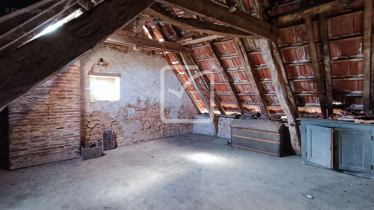 Maison à CUBJAC