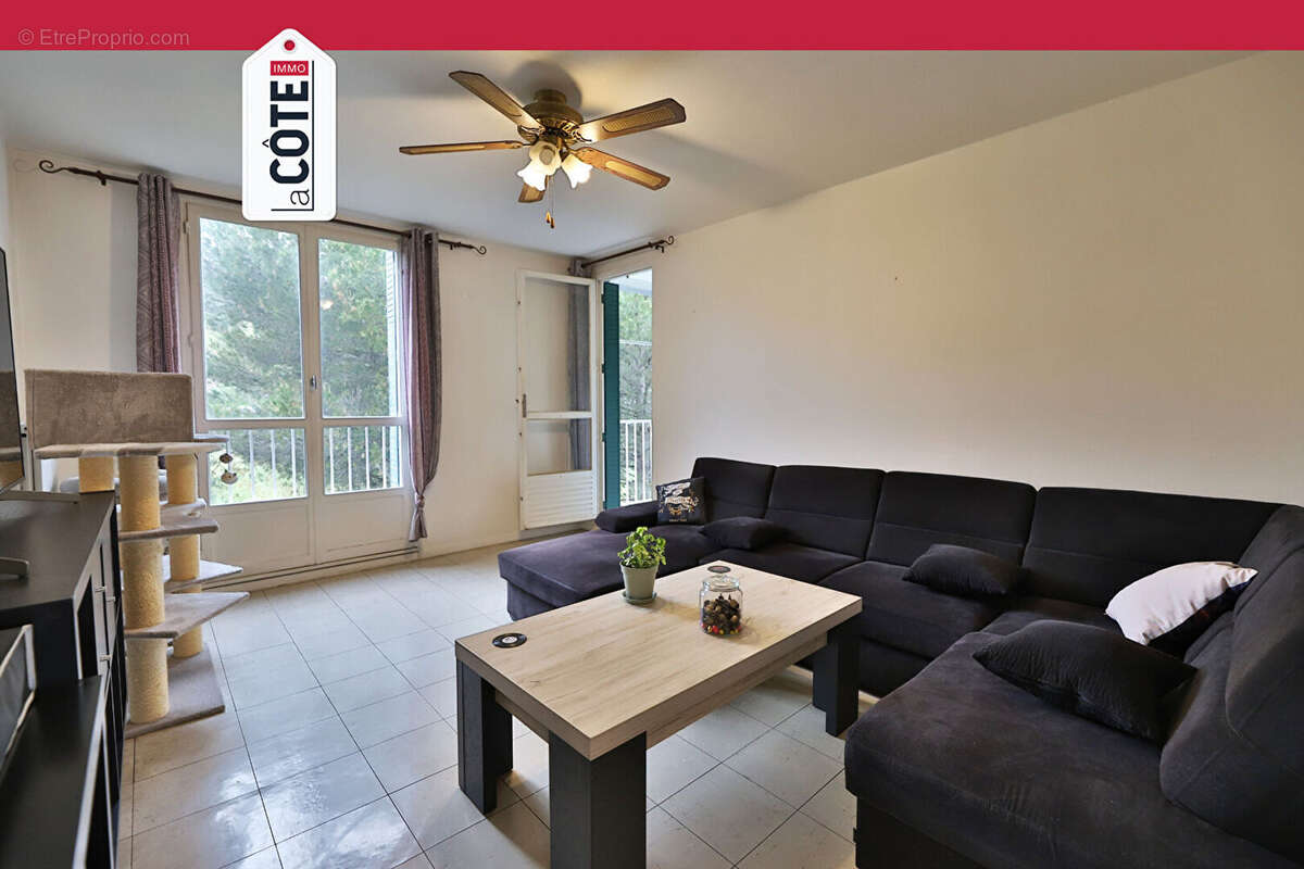 Appartement à CHATEAUNEUF-LES-MARTIGUES