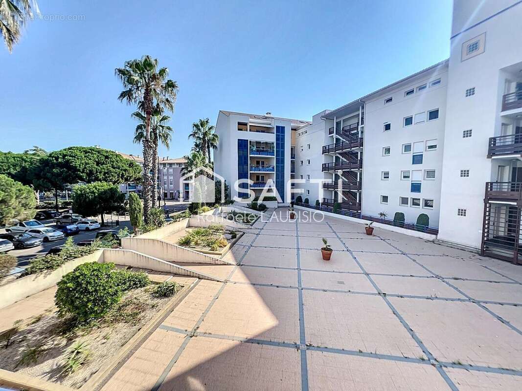 Photo 2 - Appartement à FREJUS