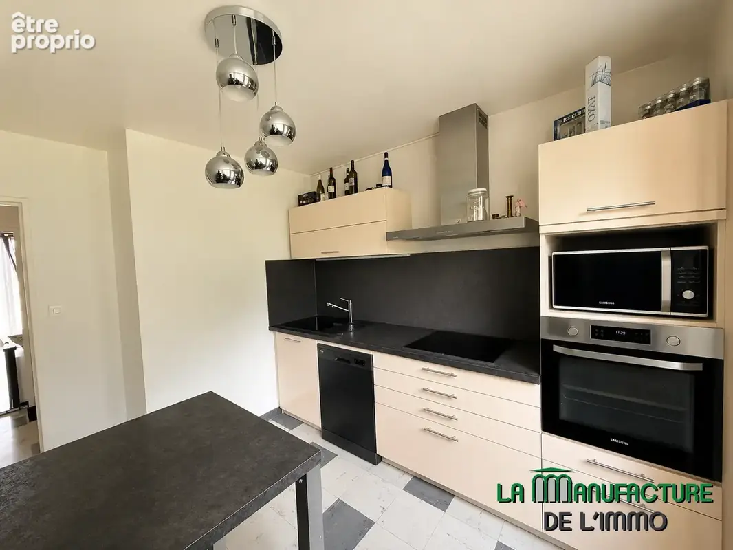 Appartement t3 balcon et garage - photo 4