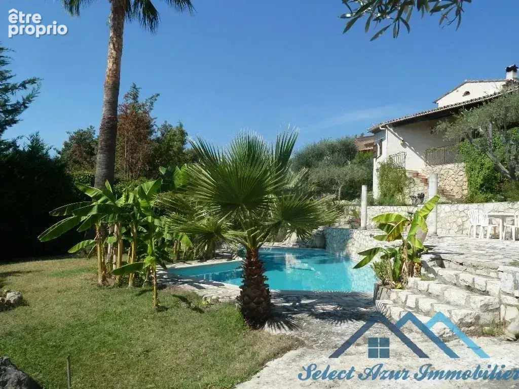 Maison 7 pièces 200 m² à vendre à Tourrettes-Sur-Loup (06140) - photo 2
