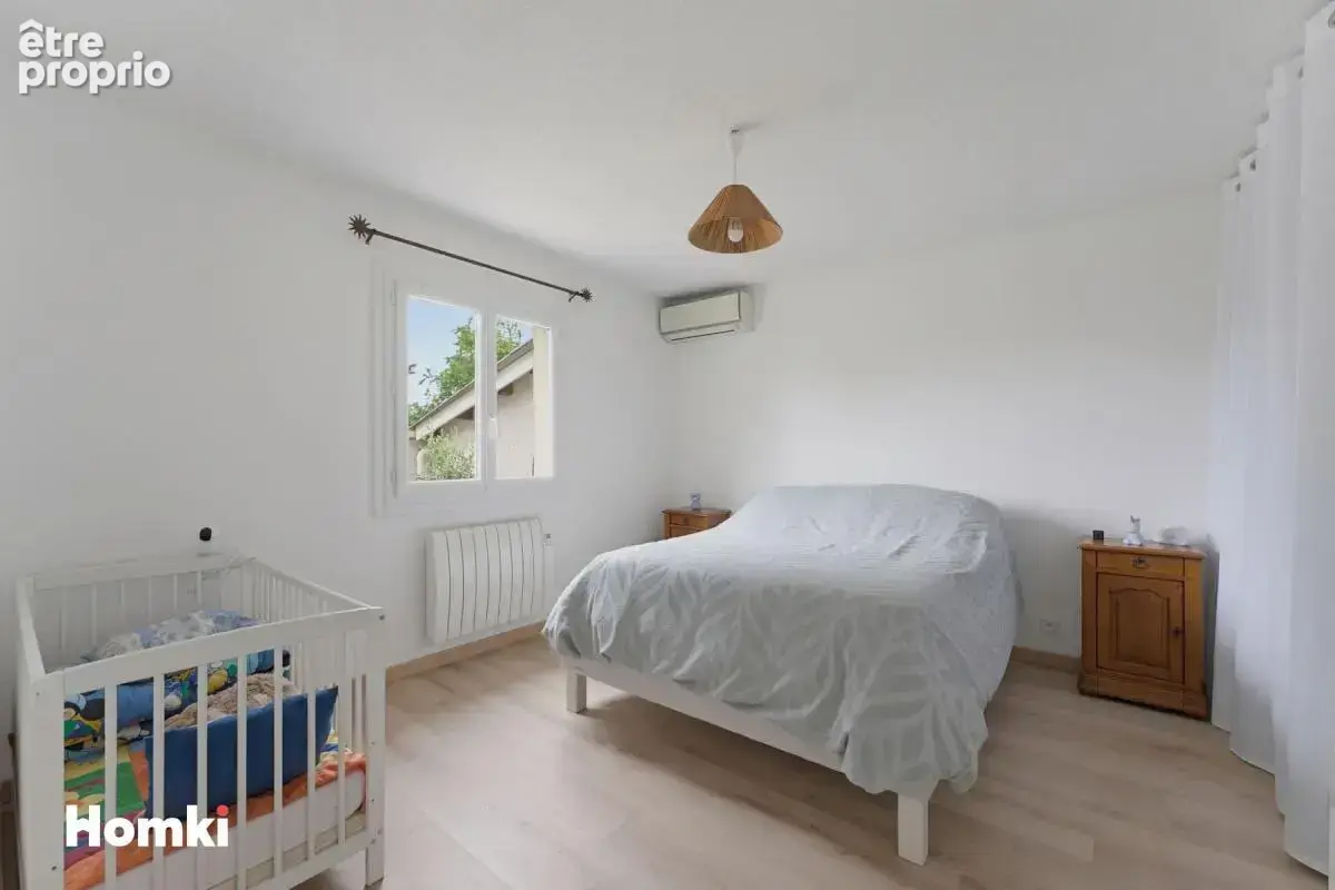 Maison/Villa T4 de 142 m² + T2 indépendant de 20 m² à Saint-Médard-en-Jalles 33160 - photo 12