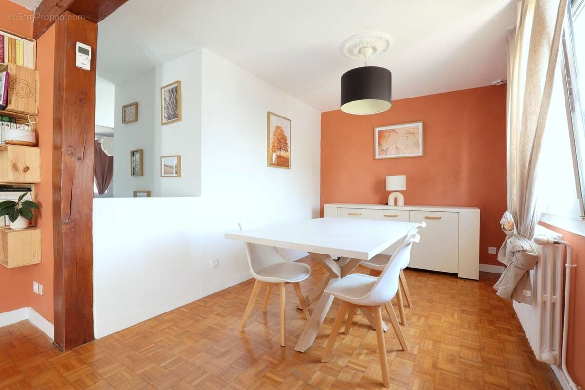 Maison à vendre 6 pièces avec garage en sous sol et jardin plat SAINT MARTIN SUR LE PRE (51) - photo 4