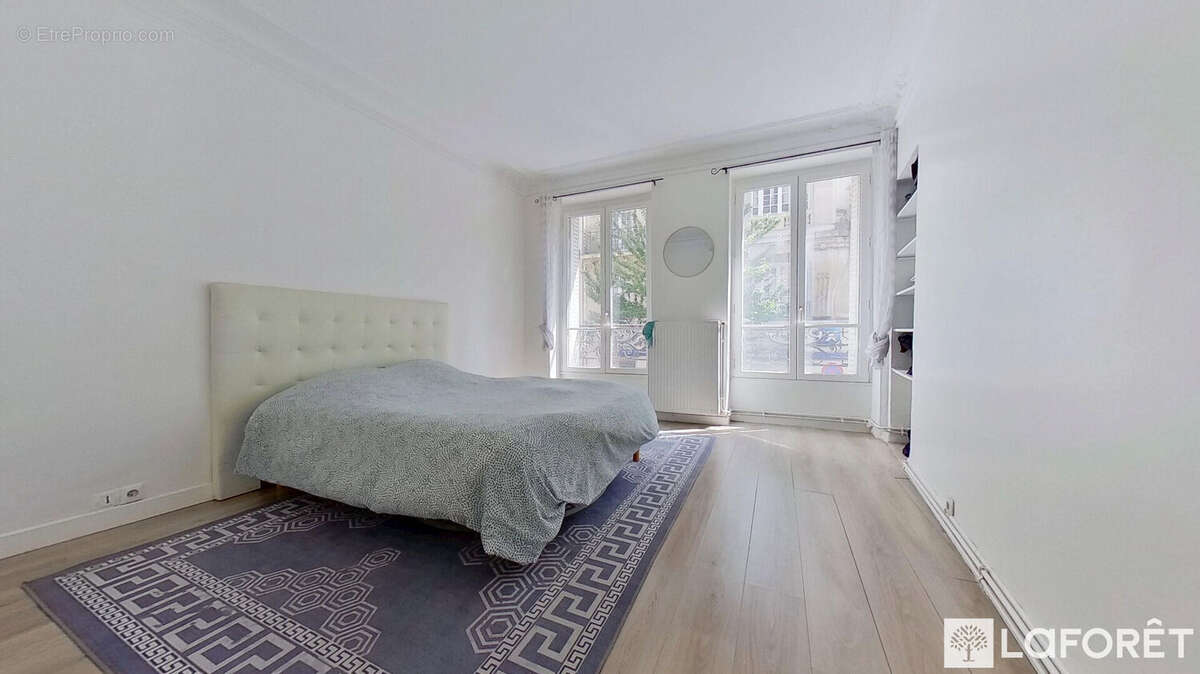 Appartement à PARIS-18E