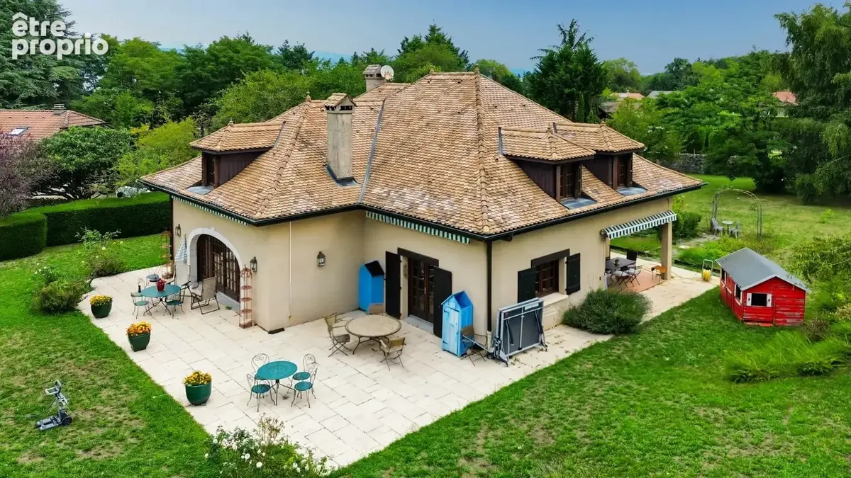 Maison 7 pièces 230 m² à vendre à Nernier (74140) - photo 6