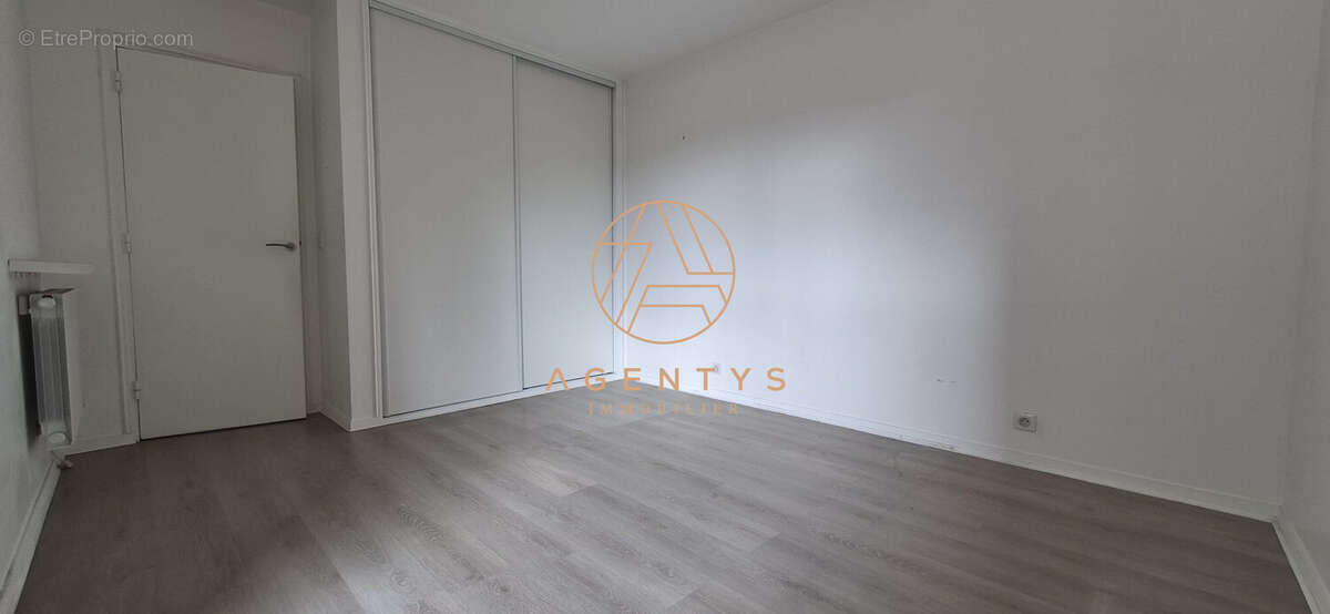 Appartement à LE PERREUX-SUR-MARNE
