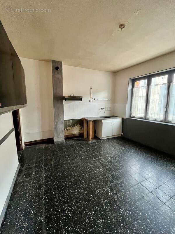 Maison à SAINT-MARTIN-DU-FRENE