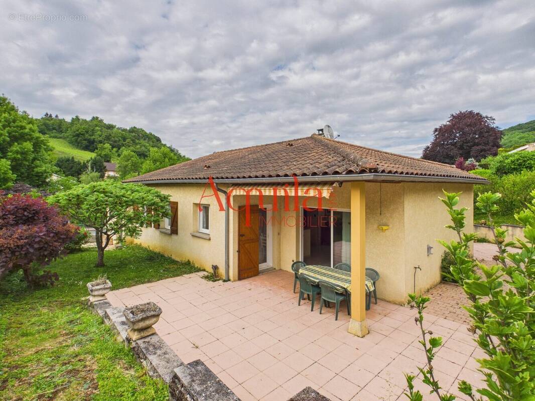 Maison à POLEYMIEUX-AU-MONT-D'OR