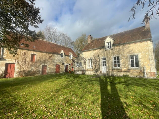 Maison à CONDE-SUR-HUISNE