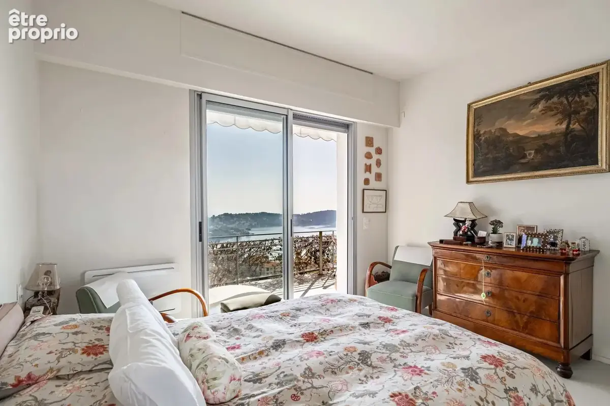 Villefranche sur Mer - Spectaculaire 3p avec terrasse et jardin vue panoramique, garage partagé en sus - photo 9