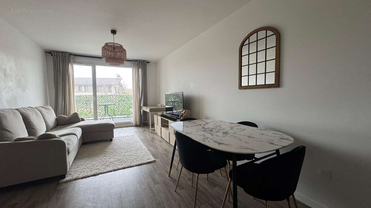 Appartement à LIVRY-GARGAN