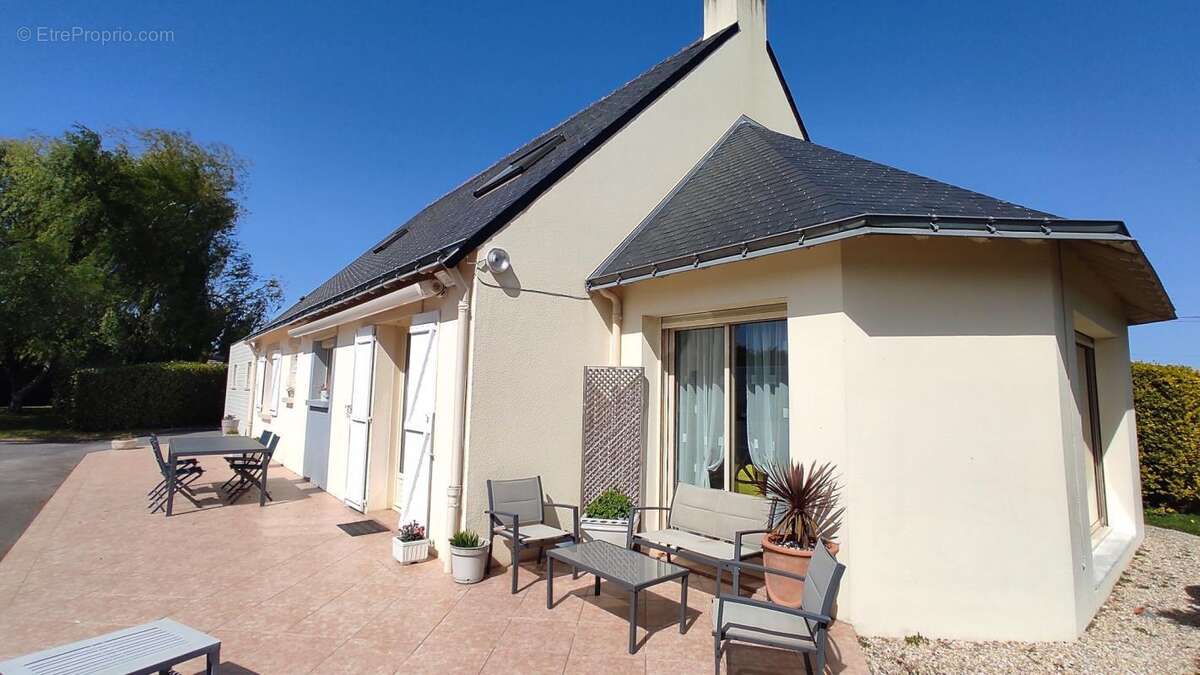 Maison à NOZAY
