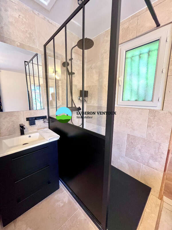 Maison à PERNES-LES-FONTAINES