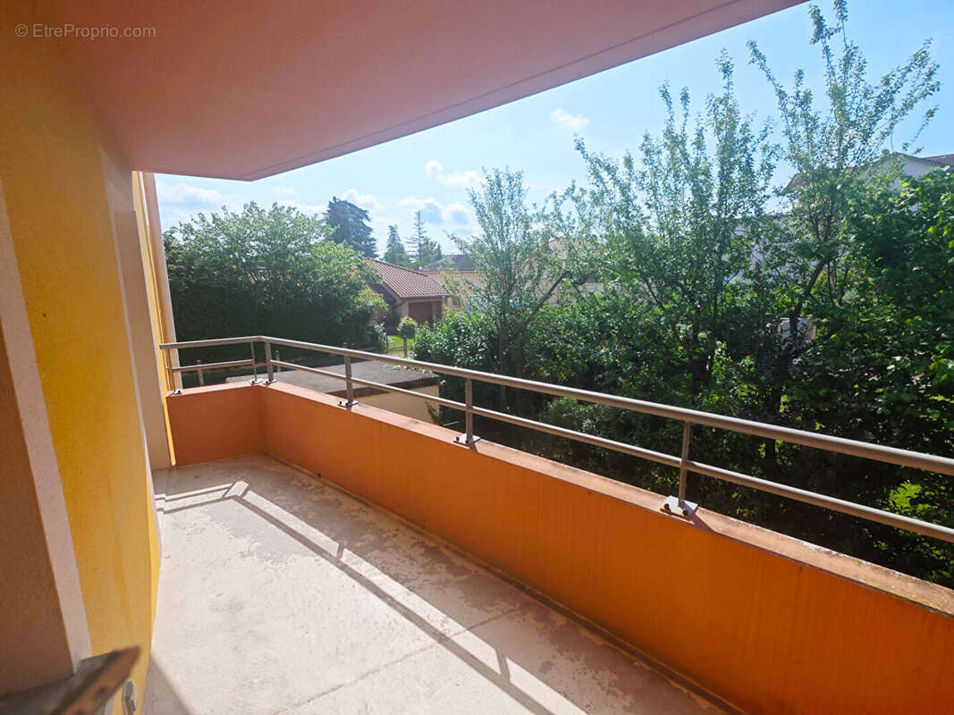 Appartement à ANSE