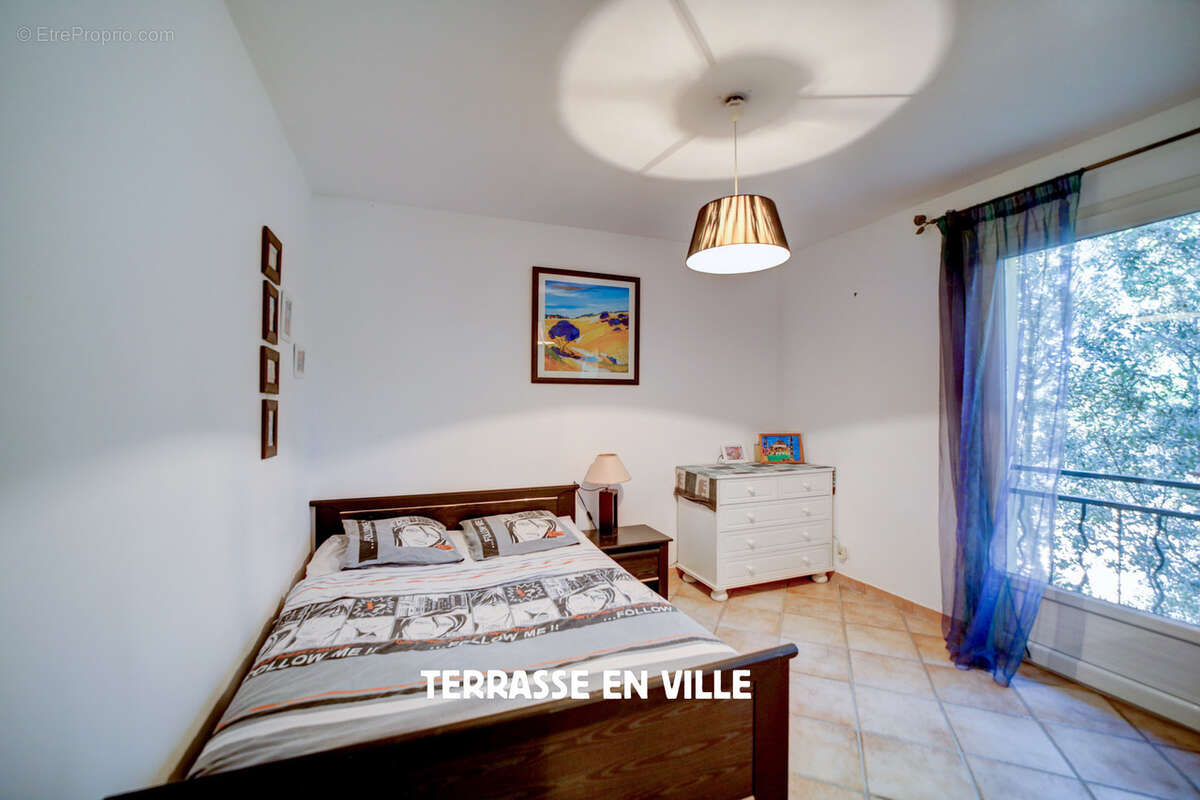 Peypin - villa t6 - 160 m2 - terrain 2000 m2 - piscine- garage - 599 000 € - photo 15