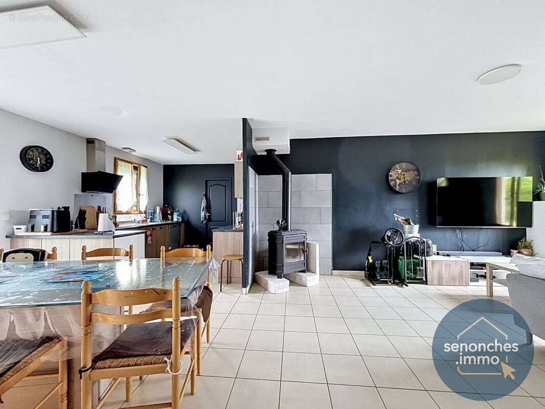 Pavillon de plain-pied 4 chambres  100 m² habitables  terrain de 2 244 m²  environnement calme et verdoyant - photo 9