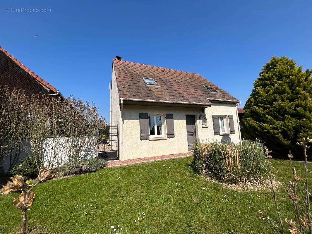 Maison à WELLES-PERENNES