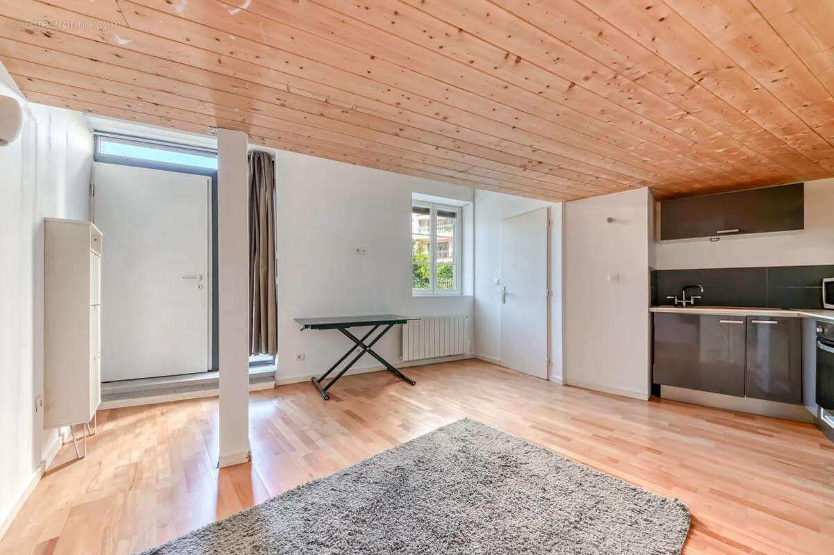 Appartement à LYON-6E