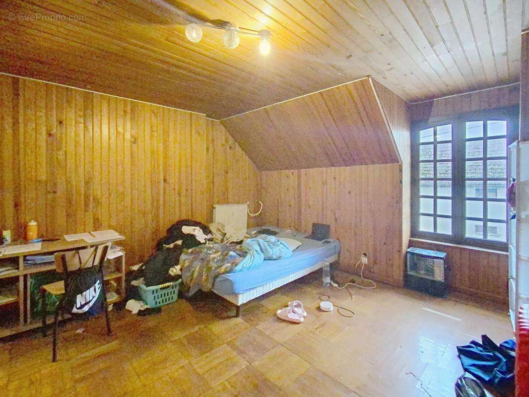 Maison à MELZ-SUR-SEINE