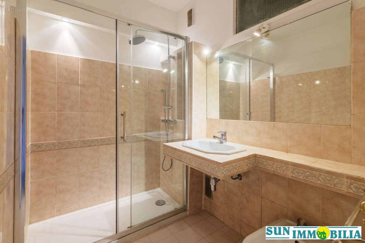 Appartement à CAGNES-SUR-MER