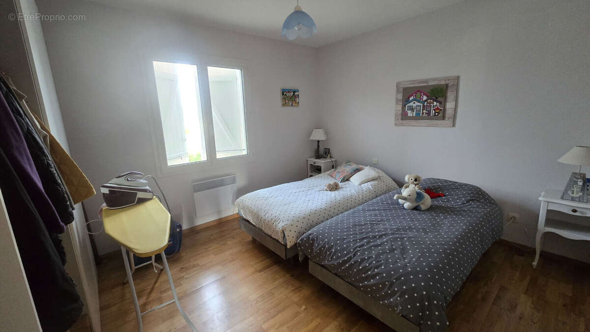 Maison à BELVEZE-DU-RAZES