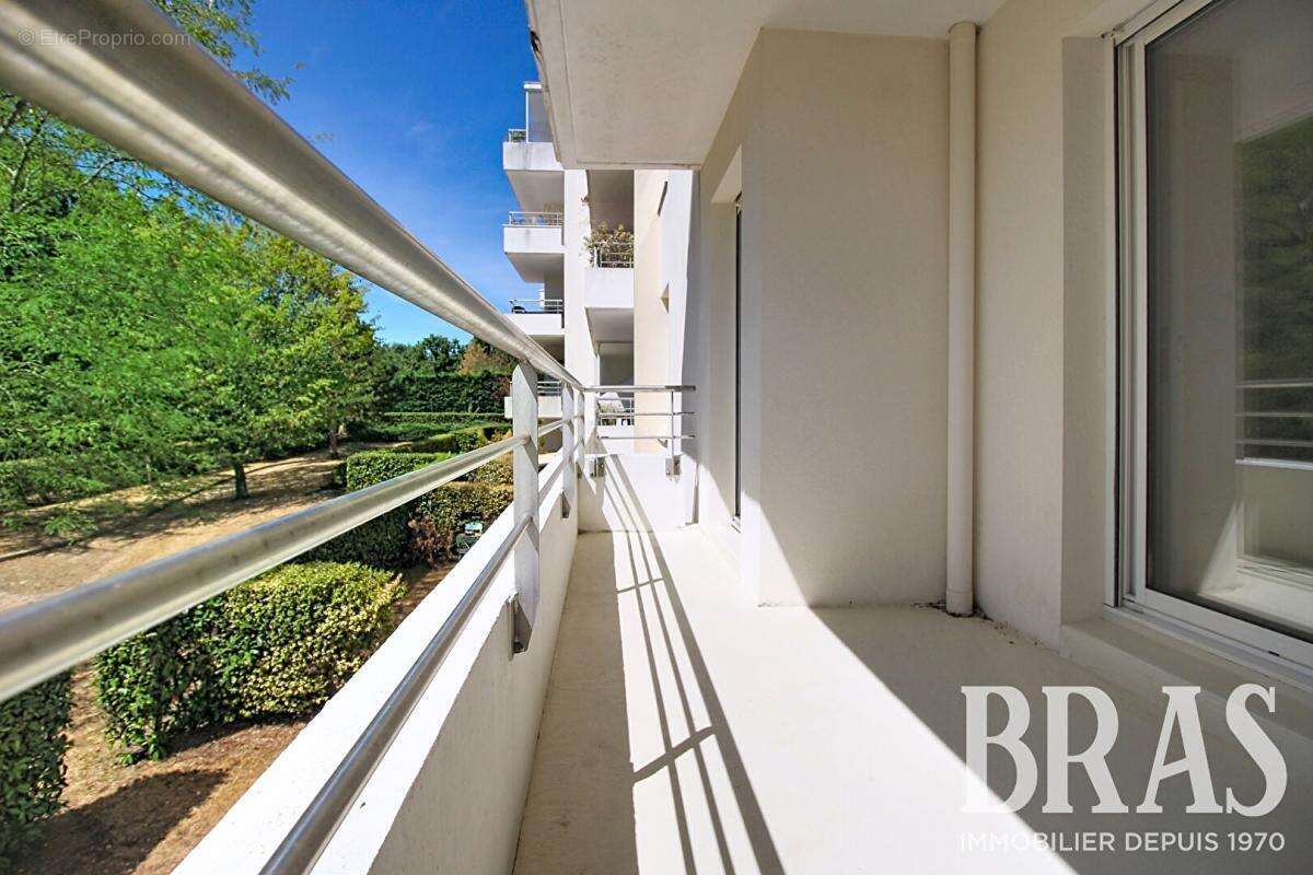 Appartement Vannes 2 pièce(s) 43 m2 terrasse - photo 2
