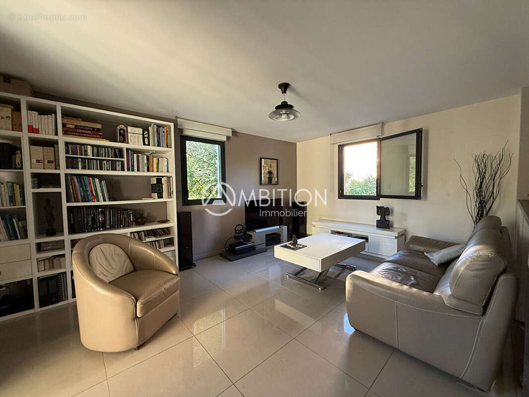 Appartement 3 pièces avec garage, place de parking et terrasse au pied des plages. - photo 12