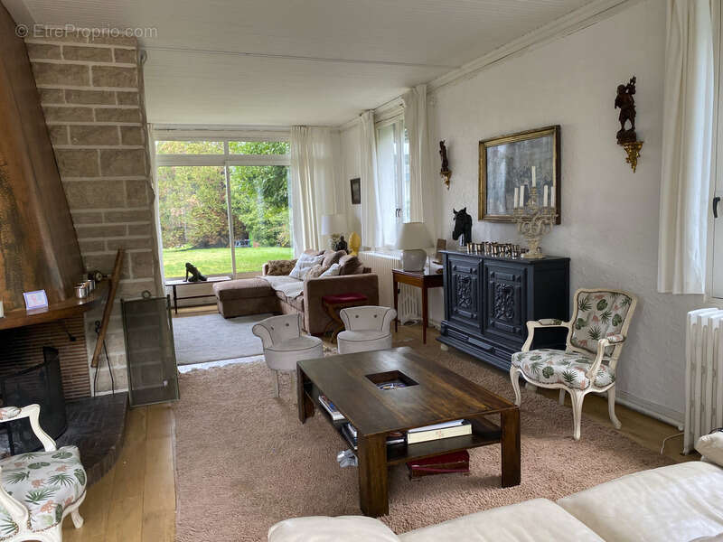 Maison à LA SAUSSAYE