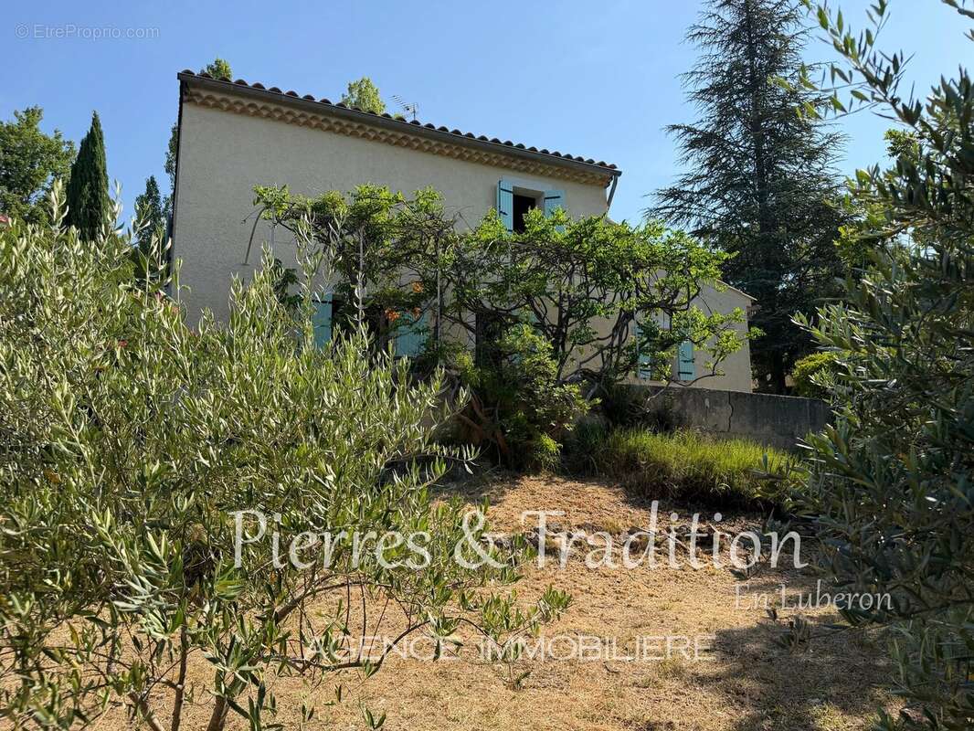 Maison à SAIGNON