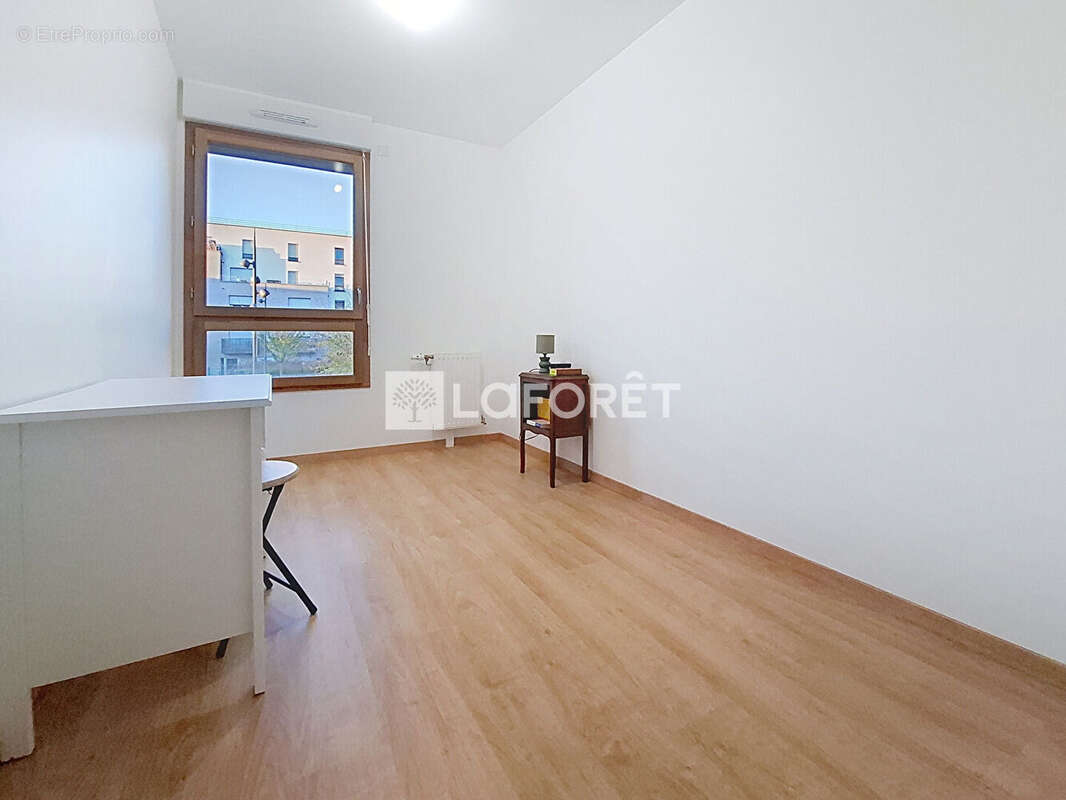 Appartement à BUSSY-SAINT-GEORGES