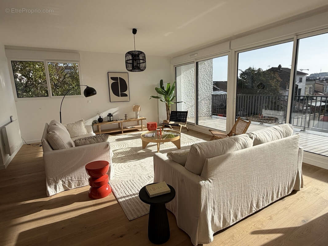 Appartement à BORDEAUX