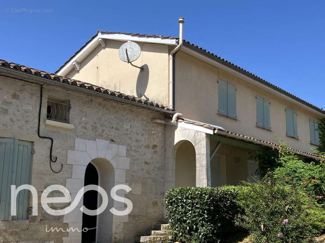 Maison à OMET
