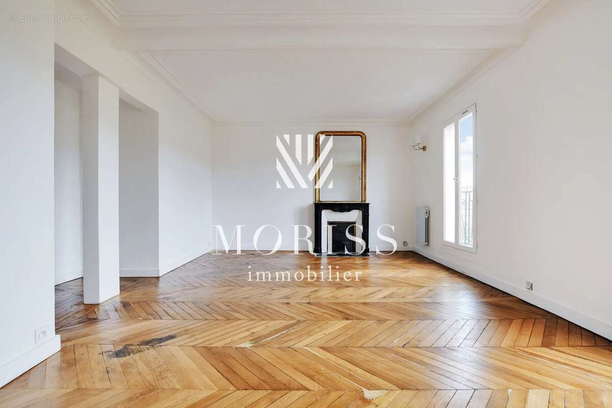 Appartement à PARIS-3E